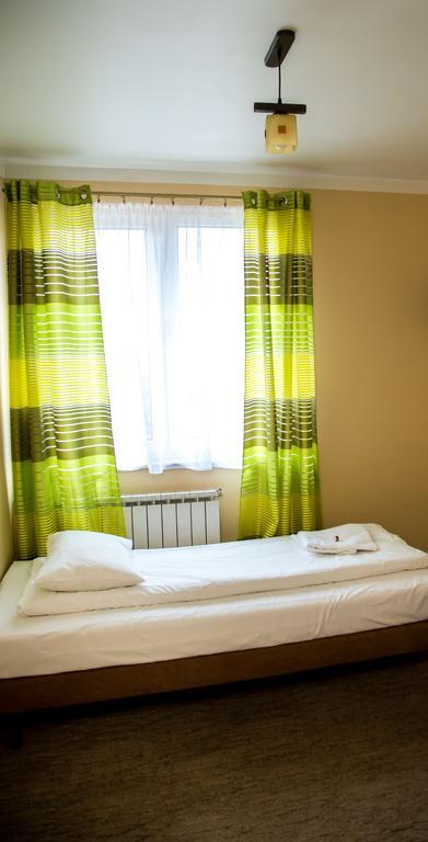 Zajazd Wrota Lasu Hajnówka Chambre photo
