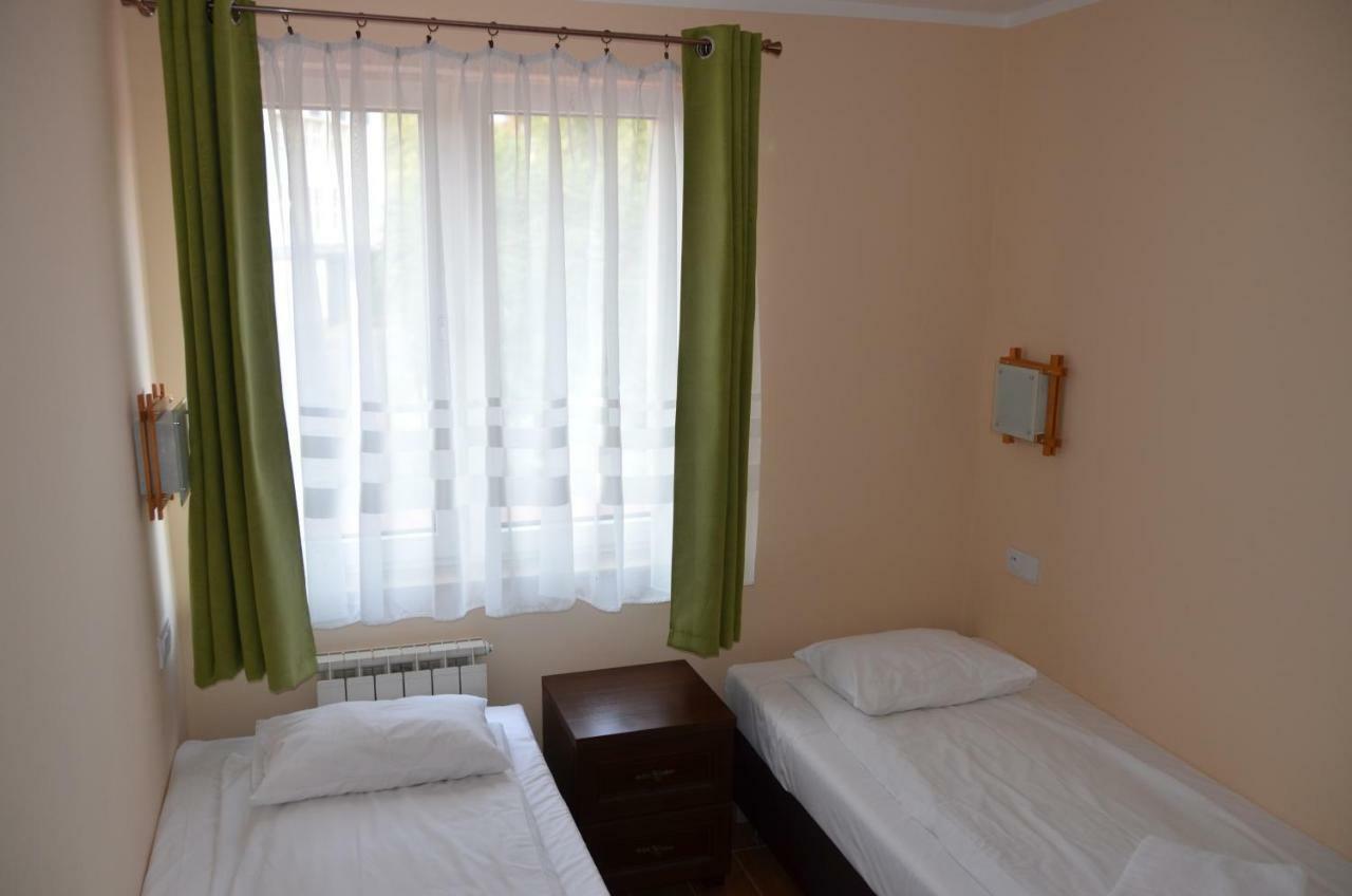 Zajazd Wrota Lasu Hajnówka Extérieur photo
